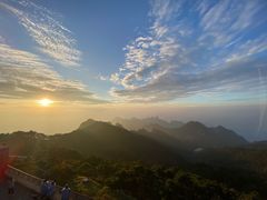 -黄山光明顶山庄