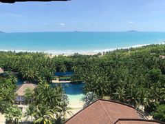 -三亚湾海居铂尔曼度假酒店