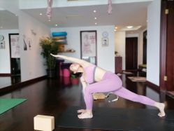 -Yvon yoga 瑜伽·精准体态管理中心