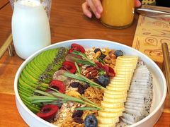 -Mark&Mars Restaurant