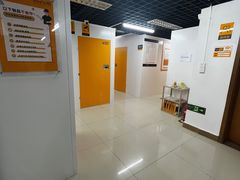-安东易迷你自助仓储寄存仓库(草桥店)