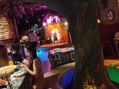 -树下时尚餐厅(翠园街店)