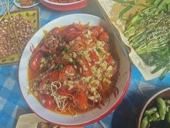 -老街烧烤大排档·地道湖北菜·龙虾馆(汉口火车站店)