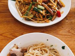 -牛八宝桂林米粉(八里庄店)