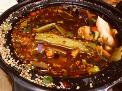 -何师烧烤·香辣蟹·川菜·30年老品牌(太古里旗舰店)