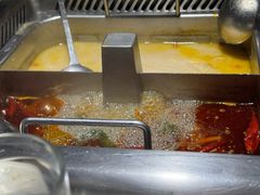 -海底捞火锅鲜切牛肉主题店(长寿路店)
