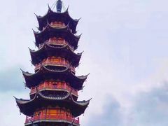 -龙华寺