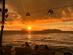 -Sunset Bar(丹绒亚路香格里拉店)