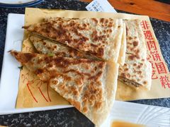 -溢心园香河肉饼总店
