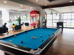 -上海星瀚奔驰4S店(红柳路店)