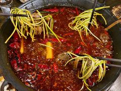 -黄潇洒老火锅(九眼桥宏济巷店)