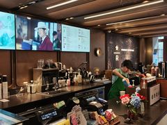 -星巴克臻选(上海今潮8弄店)