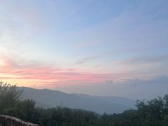 -鬼笑石后山停车场
