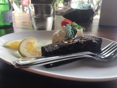 -Pundi Pundi Restaurant