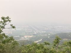 -鬼笑石后山停车场