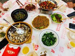 -堂瓦里·33年传统赣菜(第一街区店)