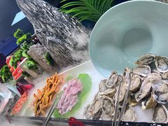 -四囍码头海鲜烧烤自助火锅(外滩南京东路悦荟广场店)
