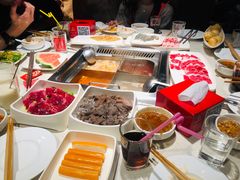-海底捞火锅鲜切牛肉主题店(长寿路店)