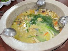 -姚记抚仙湖石锅鱼庄