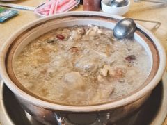 乌鸡野生菌汤-东巴谷野生菌火锅餐厅
