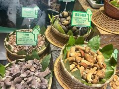 -黔蘑菇四季餐厅(观山湖店)