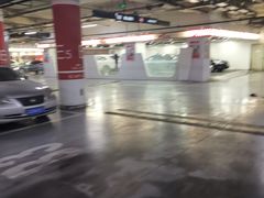 -金融街购物中心停车场