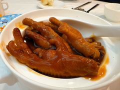 足料鲍汁煲凤爪-凤凰楼酒家·粤宴点心(华强北店)