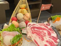 -湊湊火锅·茶憩(打浦桥日月光店)