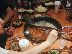 -周小明火锅(黑金冠社区店)