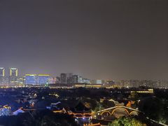 -顽啤熊·酒客酒馆(苏城夜景必选店)