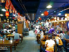 -食上东新街美食街区(民乐新都会店)