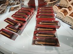 -HOT CRUSH趁热集合·现烤面包(环球港店)