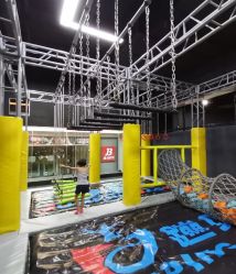 -蹦贝运动中心·蹦床·攀岩·闯关(龙岗店)