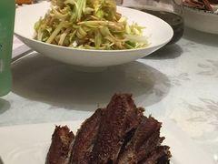 -品悦酒店(三林古镇店)
