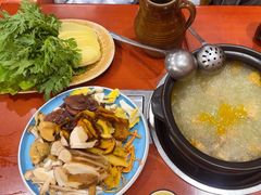 -菌之家·专业纯野生菌火锅·特色炒菌