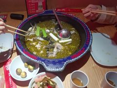 -何师傅美蛙鱼头(汉街店)
