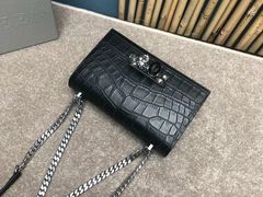 -Alexander McQueen(远洋太古里店)