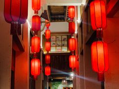 -挂旗柴锅鸡(蚌山区嘉年华店)