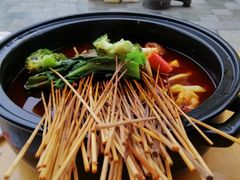 -两角签串串香十一年老字号(机场路店)