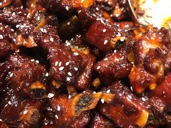 -野山舂·贵州现舂酸汤火锅(鸿通城店)