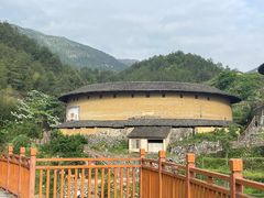 -初溪土楼群