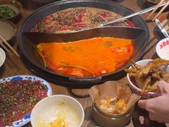 -萍姐火锅·公路夜市(武汉首店)