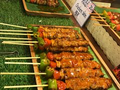 -席娜卡琳火车铁道夜市