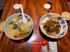 -李犟大爆鳝面·手工蟹黄包(湖滨西湖店)
