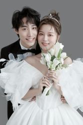 -索菲亚婚纱摄影