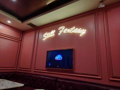 -范特西FANTASY量贩式KTV(民主广场店)