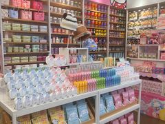 -名创优品(中原万达2F店)