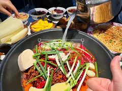 -芈重山老火锅(广州首店)