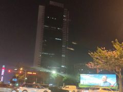 -荔枝公园-小平画像广场