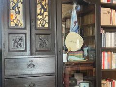 -荒岛书店(黄县路店)